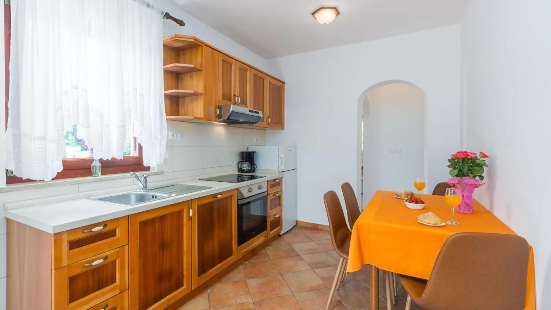 Ferienwohnung Marea 2 Mit Pool, 200M Vom Strand Porec Croatia