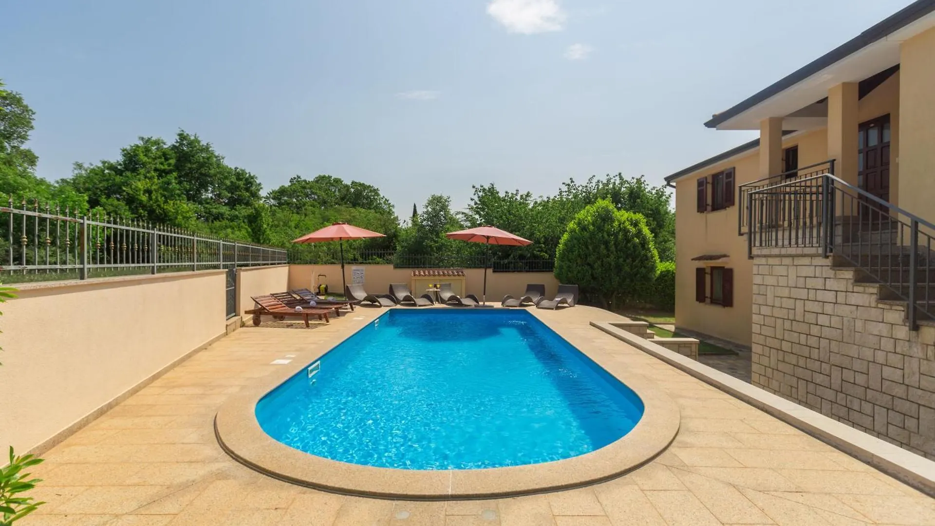 Ferienwohnung Marea 2 Mit Pool, 200M Vom Strand Porec 0*,  Croatia